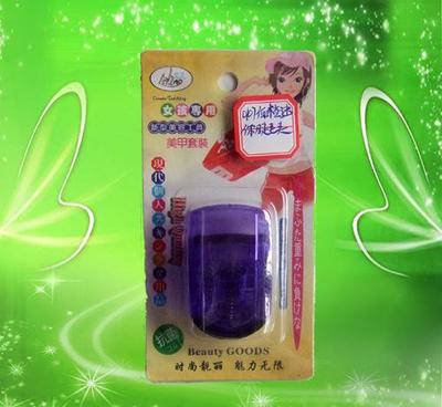 批發采購指南 吸卡折疊式睫毛夾與塑料睫毛夾的性價比之選